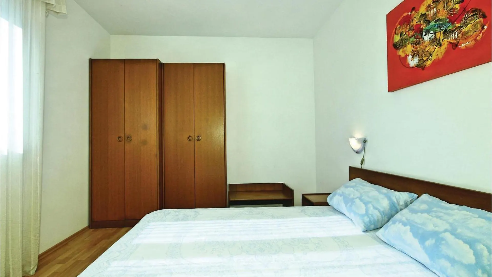 Lovely Apartment In Tar-Vabriga With Kitchen