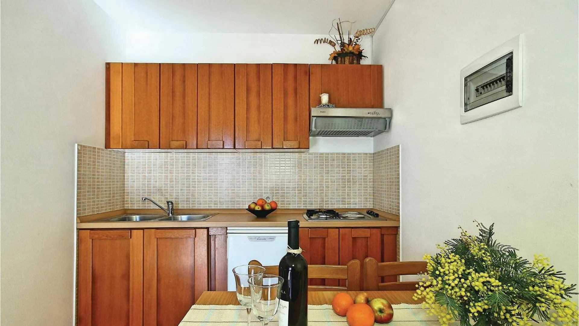 Lovely Apartment In Tar-Vabriga With Kitchen