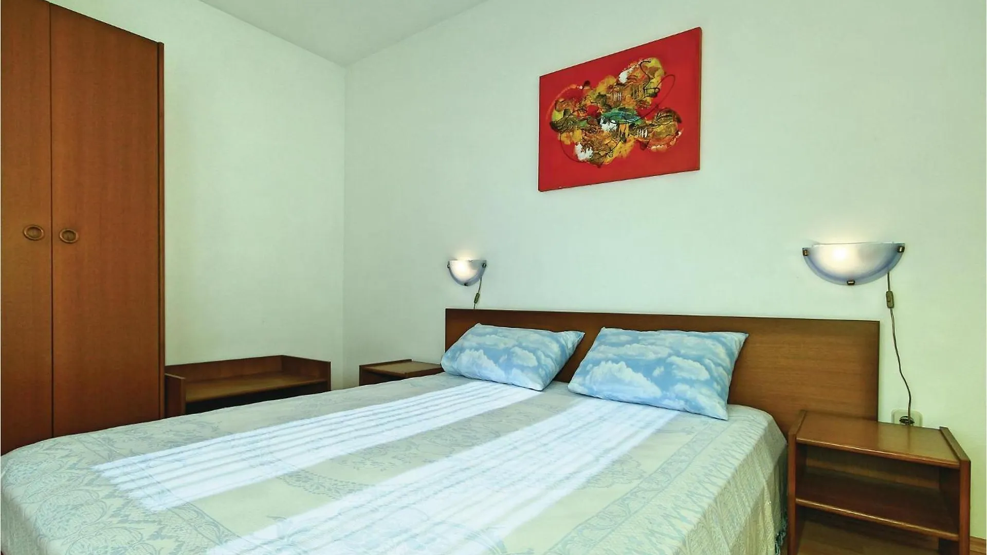 Lovely Apartment In Tar-Vabriga With Kitchen Croatia